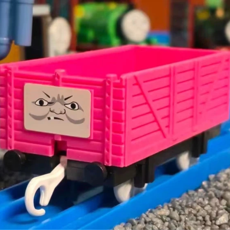 En stock : Jouet de train en p - Toy Train Track Set avis et prix